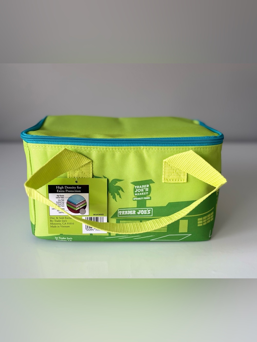 Trader Joe’s Mini Insulated Lunch Bag Cooler Green NWT Zip Top